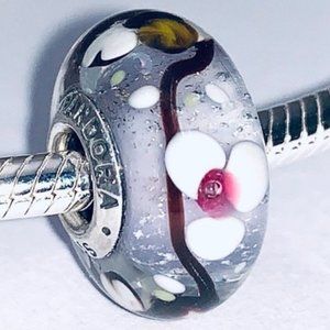 Brand new Pandora garden murano bead charm